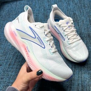 Brooks Glycerin 22 Running Shoes Women's 8.5 WIDE, MINT condition